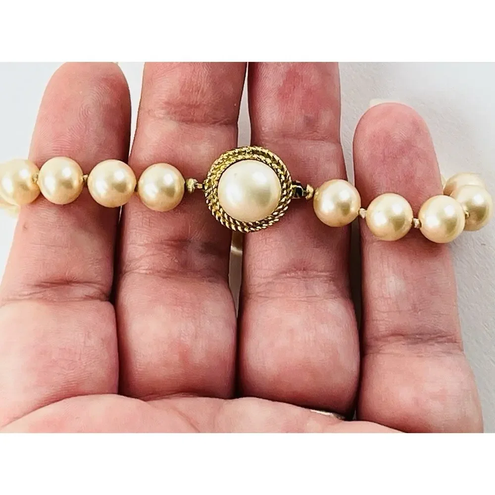 Vintage Signed Crown Trifari Gold Tone Metal Faux Pearl Beaded Bracelet Yellow